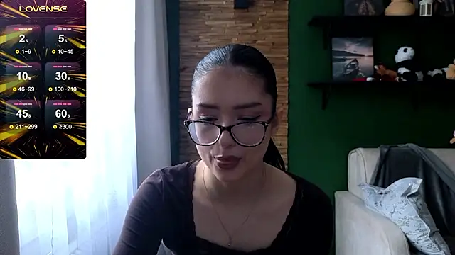 Whitney11_1131's cam snapshot