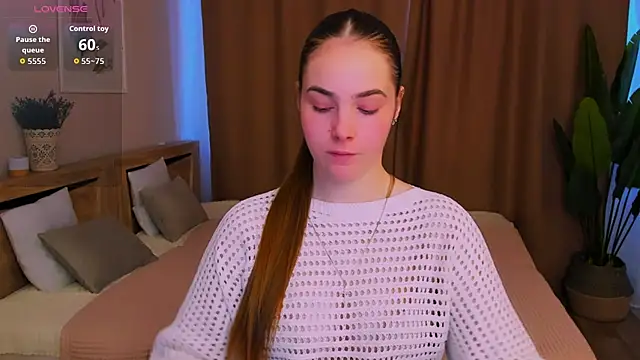 Maddy_Wood_'s cam snapshot