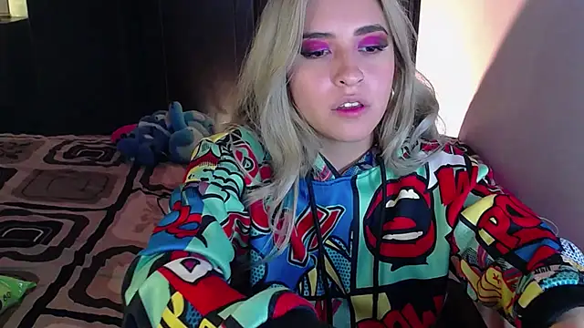 saradiazxxx's cam snapshot