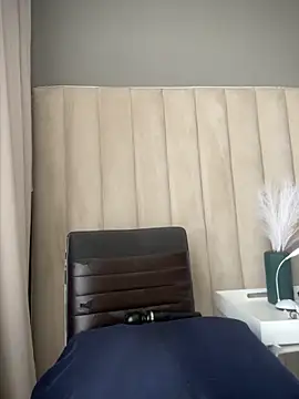 Masked_SexyMelons's cam snapshot