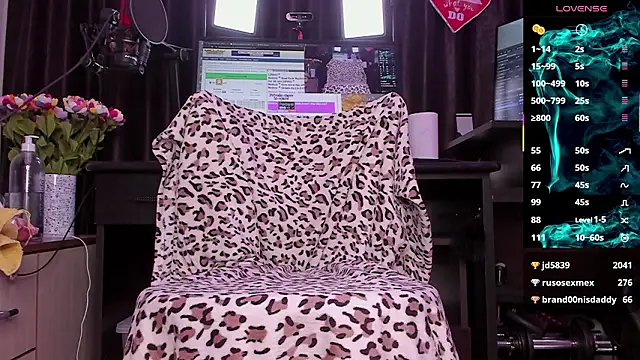 Raissa_sky26's cam snapshot