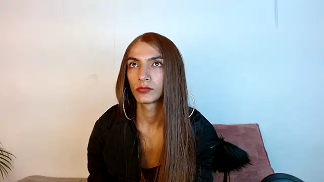 Foxkatty69 live sex cam