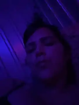 intoxicated13's cam snapshot