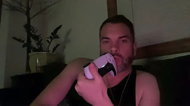 Ty_lerDavid's cam snapshot