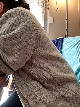 teekoine1's cam snapshot