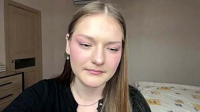 Milayouknow's cam snapshot