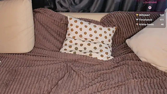 ViolllaFOXX's cam snapshot