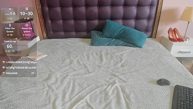 curly_muffin's cam snapshot