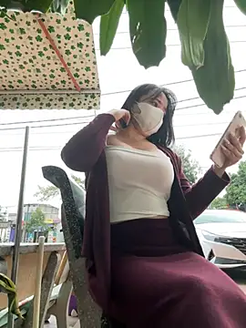 May-Squirt live sex cam