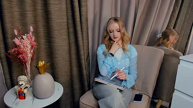 ErinnStandifer's cam snapshot