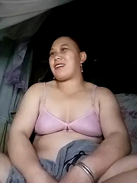 Dear_baby_'s cam snapshot