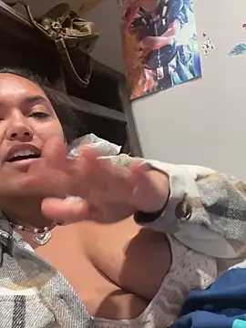 QueenNefertiti's cam snapshot