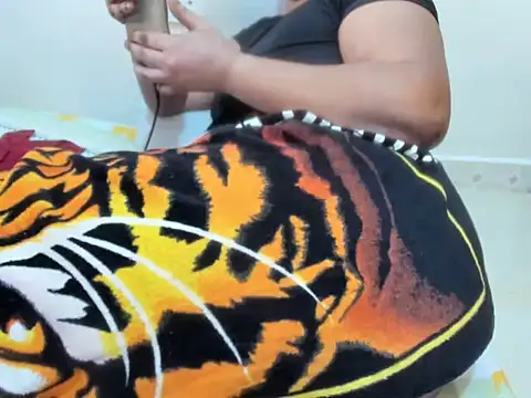 BUBLYASS26's cam snapshot