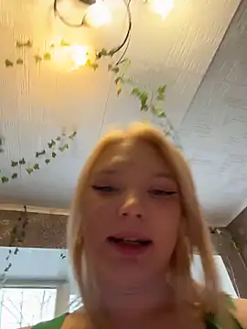 AmmyHot's cam snapshot