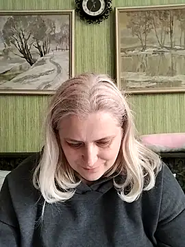 NyushaLollipop's cam snapshot