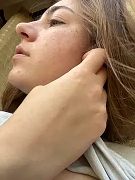 kate_nicepops999114's cam snapshot