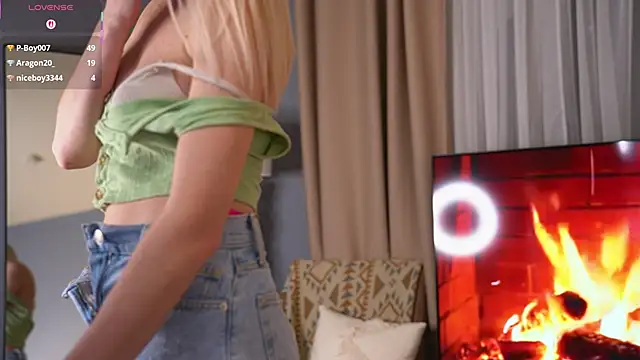 BabyBeckkky's cam snapshot