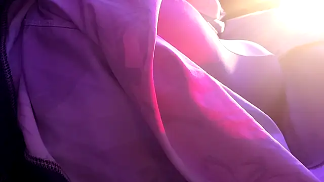 gurlnips live sex cam