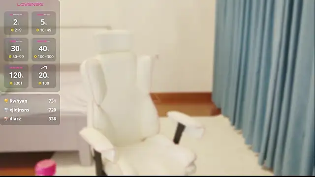 yiyi_3523's cam snapshot