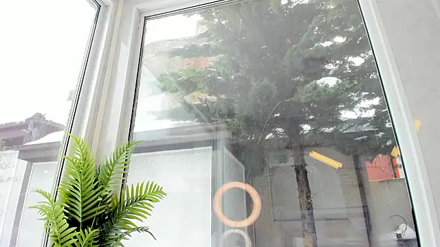 Naila18 live sex cam