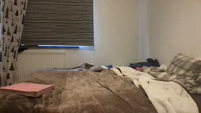 Kittymarlene's cam snapshot