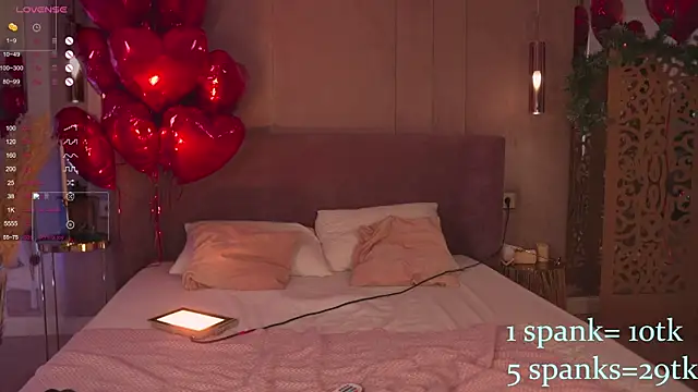 Smiley_Mia's cam snapshot