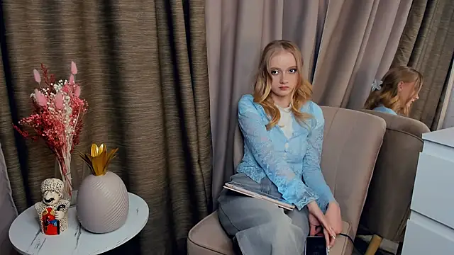 ErinnStandifer's cam snapshot