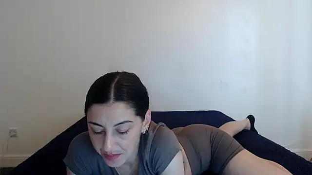 Stella_John's cam snapshot