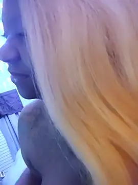 6lue6a6y69's cam snapshot