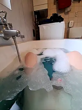 toeloverlive live sex cam