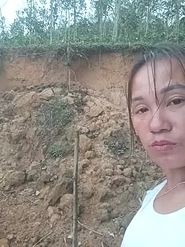 cutebobi's cam snapshot