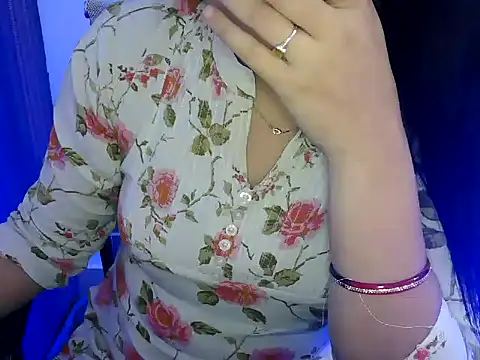 _chitranshi's cam snapshot