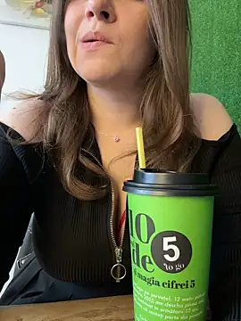 CrazyTori's cam snapshot