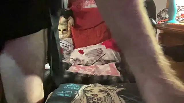 EroticVenetian live sex cam