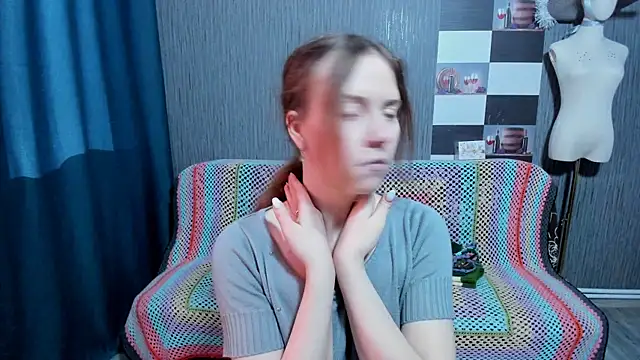 pa1e_pr1ncess's cam snapshot