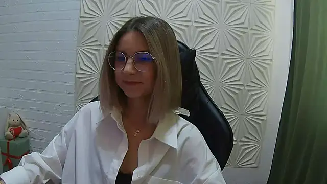 IceMayes live sex cam