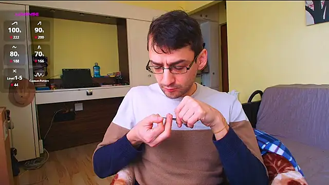 HungEddy live sex cam