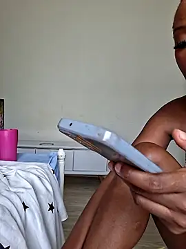 Kamdollie's cam snapshot