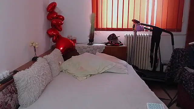 MilfDolores live sex cam