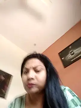 Cute-Janvi20 live sex cam