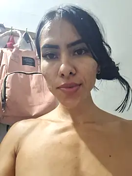 Alannys19's cam snapshot