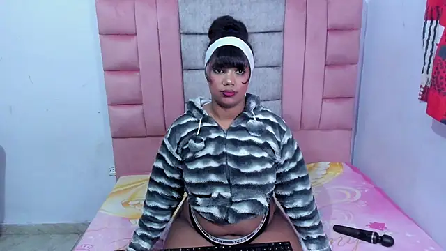 AdaraWilson's cam snapshot