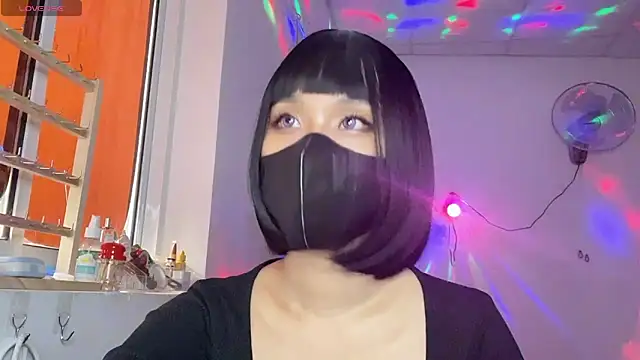 Tieu-May's cam snapshot