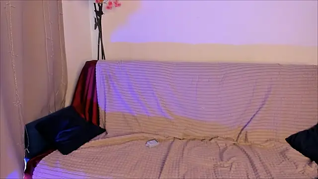 DeepSignal live sex cam