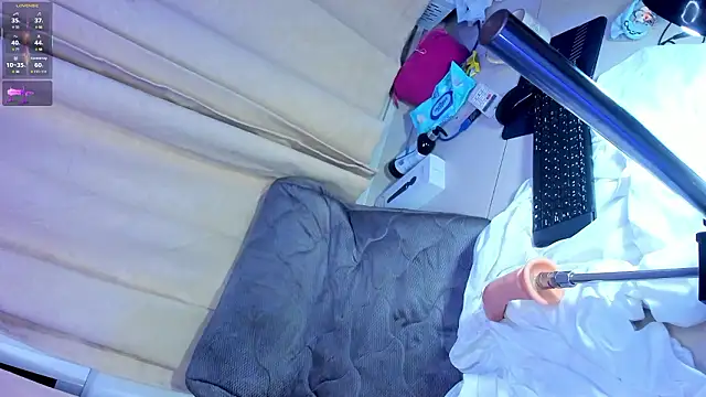 PamelaAddams_ live sex cam