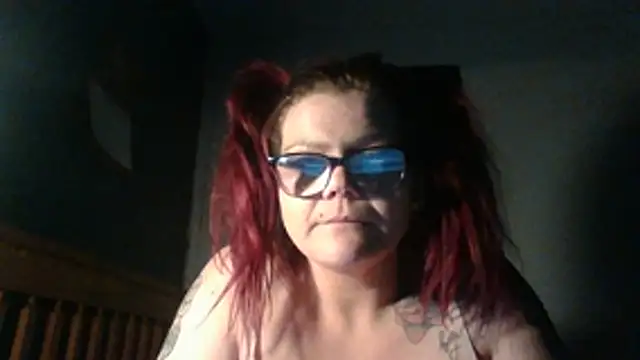 Sexymilf6992's cam snapshot