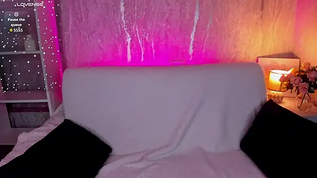 crispy_amber's cam snapshot