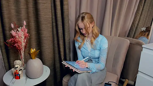 ErinnStandifer's cam snapshot