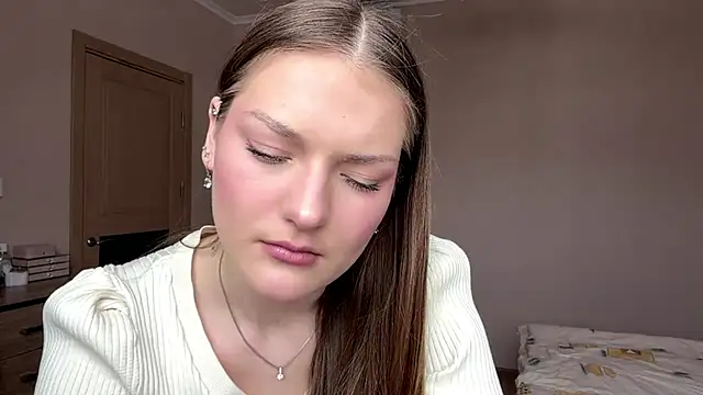 Milayouknow's cam snapshot