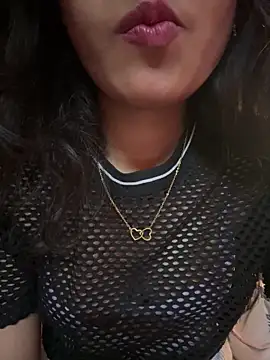 Rakhiii12's cam snapshot